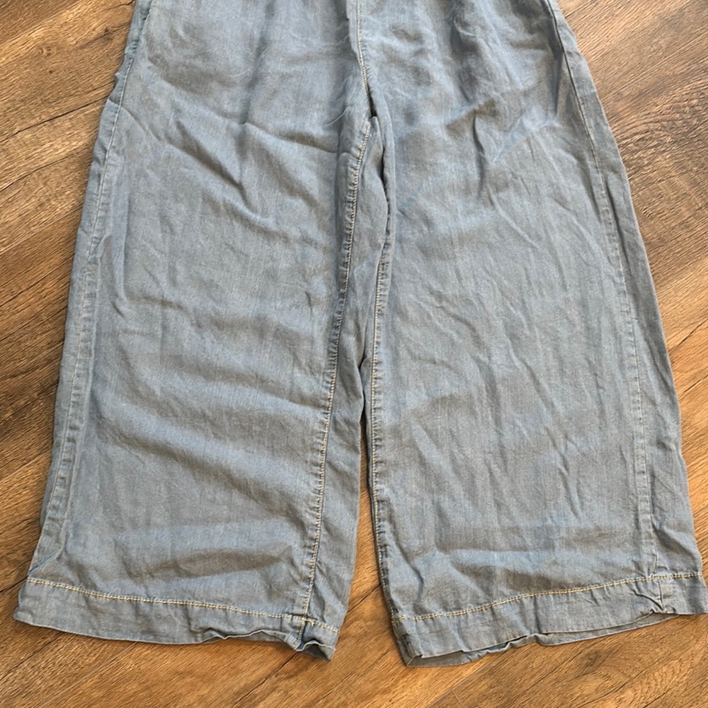 Zara Women’s Size XS‎ Blue Wide Leg Mid Calf Chambray Pants Tie Waist - Picture 4 of 12